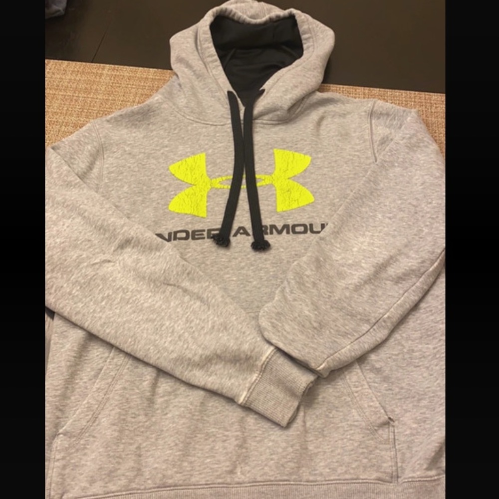 Kids under armor sweatshirt